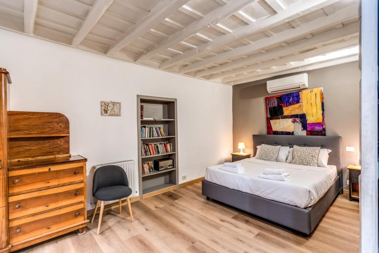 Lovely Spacious Apartment Near The Colosseum Řím Exteriér fotografie