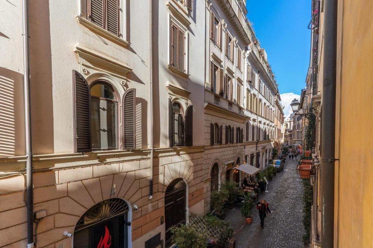 Lovely Spacious Apartment Near The Colosseum Řím Exteriér fotografie